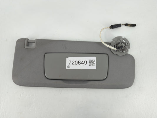 2018-2019 Chevrolet Equinox Sun Visor Shade Replacement Passenger Right Mirror Fits Fits 2018 2019 OEM Used Auto Parts