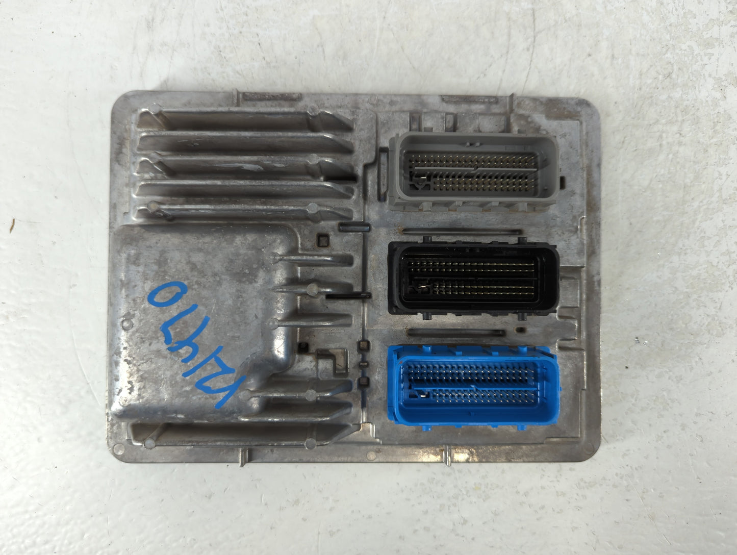 2018-2020 Chevrolet Equinox PCM Engine Control Computer ECU ECM PCU OEM P/N:12697837 Fits Fits 2017 2018 2019 2020 2021 2022