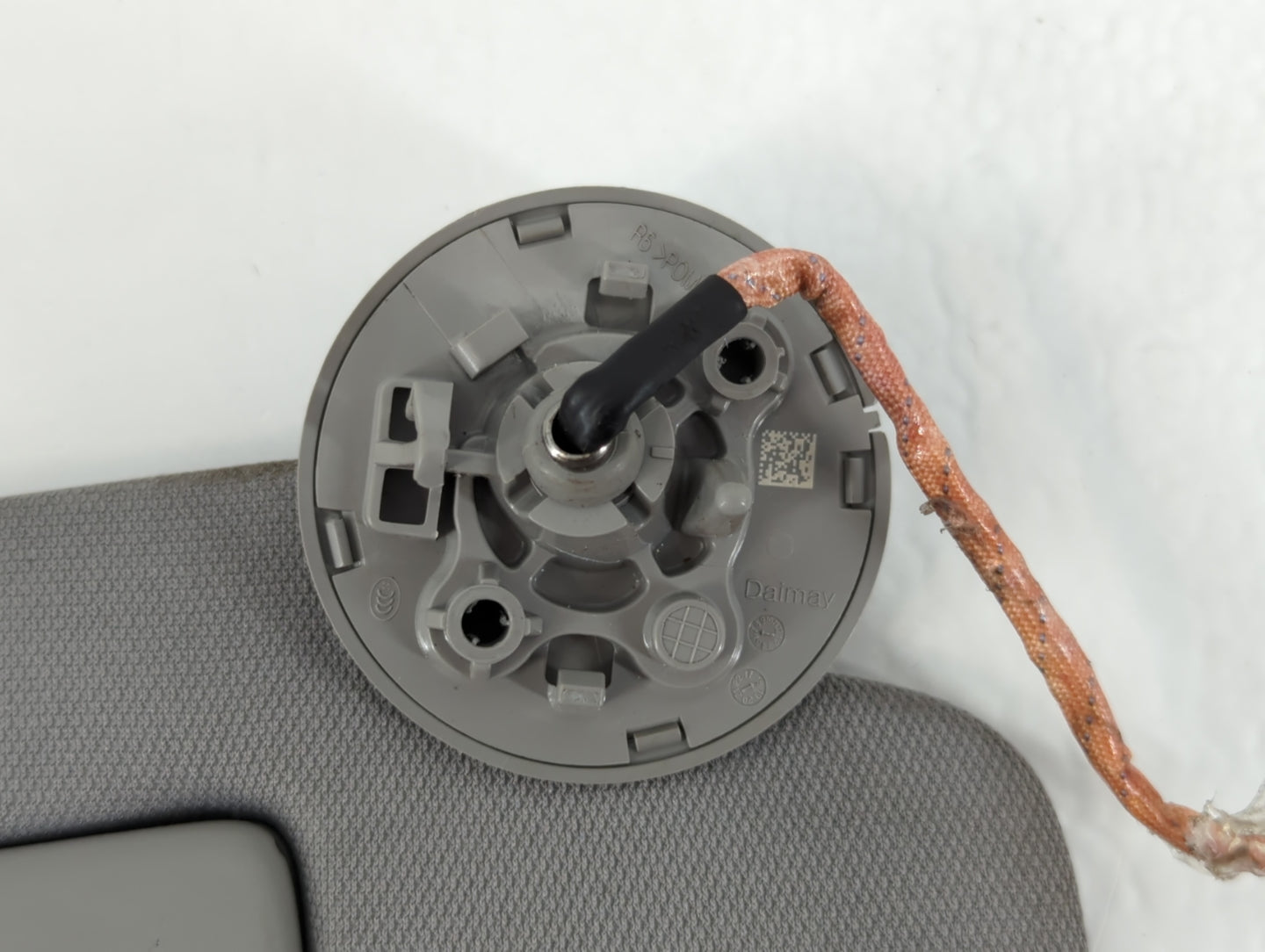 2018-2019 Chevrolet Equinox Sun Visor Shade Replacement Driver Left Mirror Fits Fits 2018 2019 OEM Used Auto Parts - Oemused