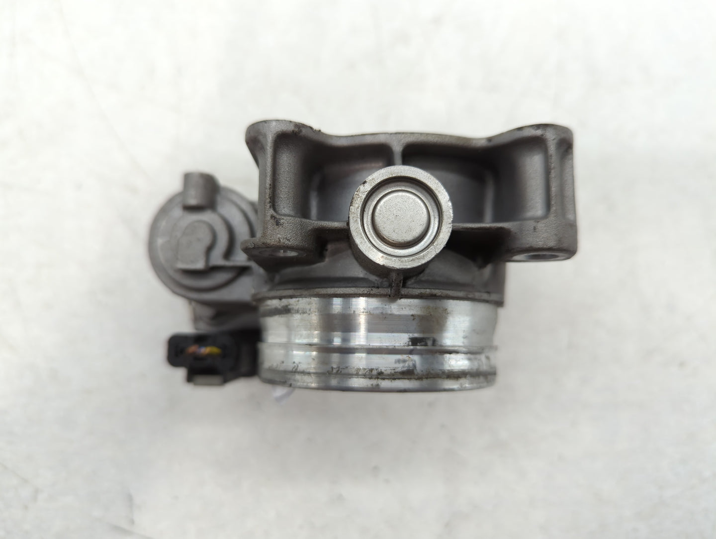 2018-2020 Chevrolet Equinox Throttle Body P/N:12681472AA Fits Fits 2013 2014 2015 2016 2017 2018 2019 2020 2021 OEM Used Aut