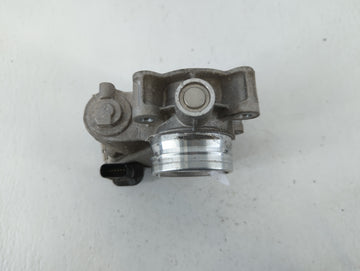 2018-2022 Chevrolet Equinox Throttle Body P/N:12671379AA Fits Fits 2016 2017 2018 2019 2020 2021 2022 OEM Used Auto Parts
