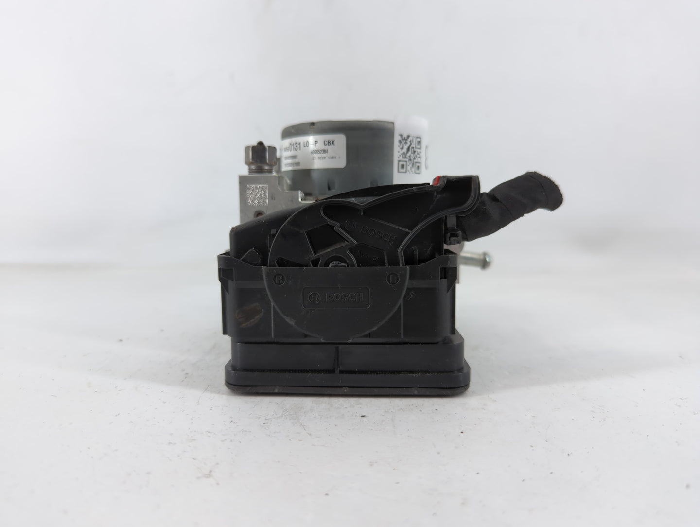2018-2019 Chevrolet Equinox ABS Pump Control Module Replacement P/N:84560131 Fits Fits 2018 2019 2020 2021 OEM Used Auto Par