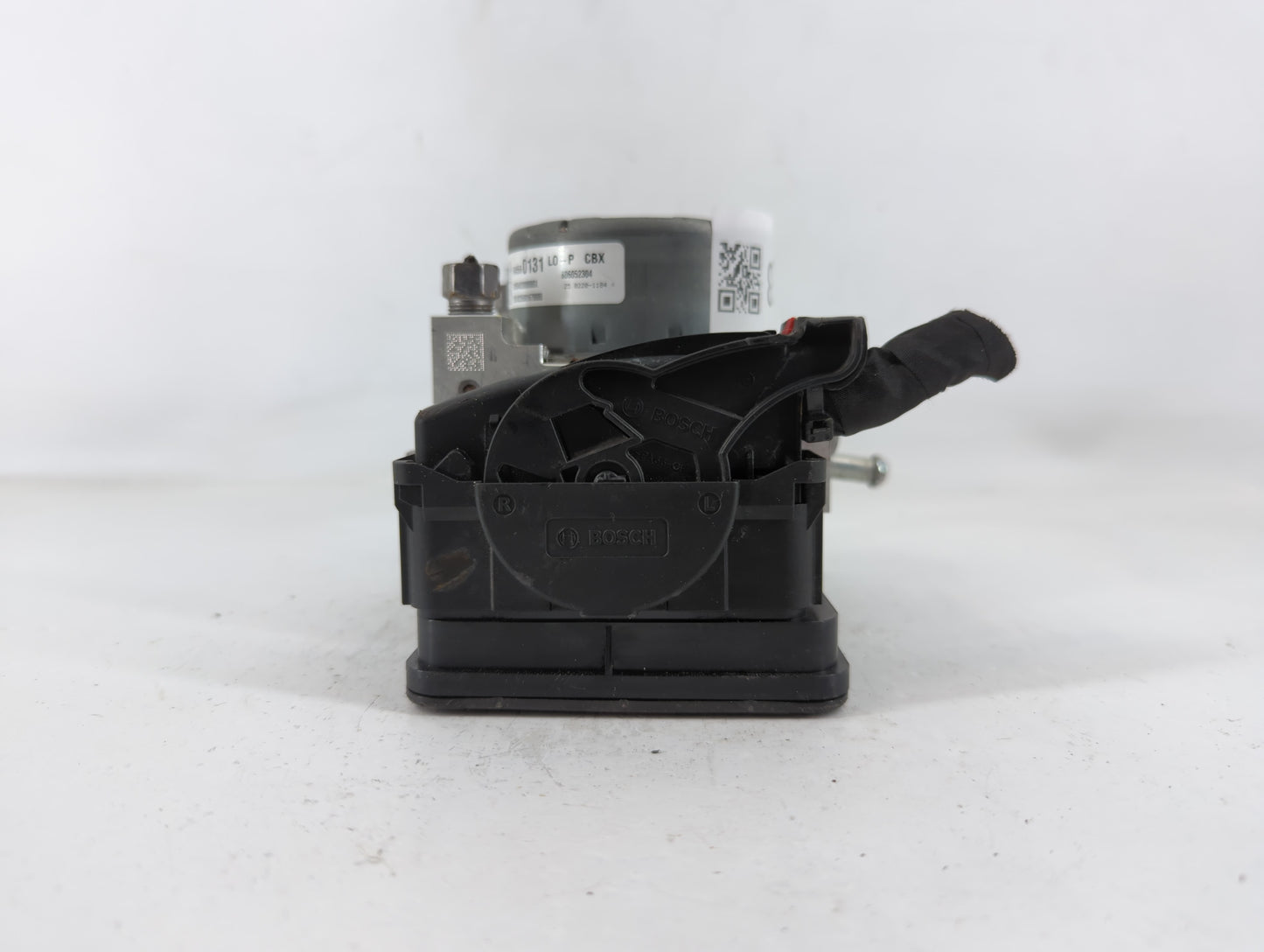 2018-2019 Chevrolet Equinox ABS Pump Control Module Replacement P/N:84560131 Fits Fits 2018 2019 2020 2021 OEM Used Auto Par