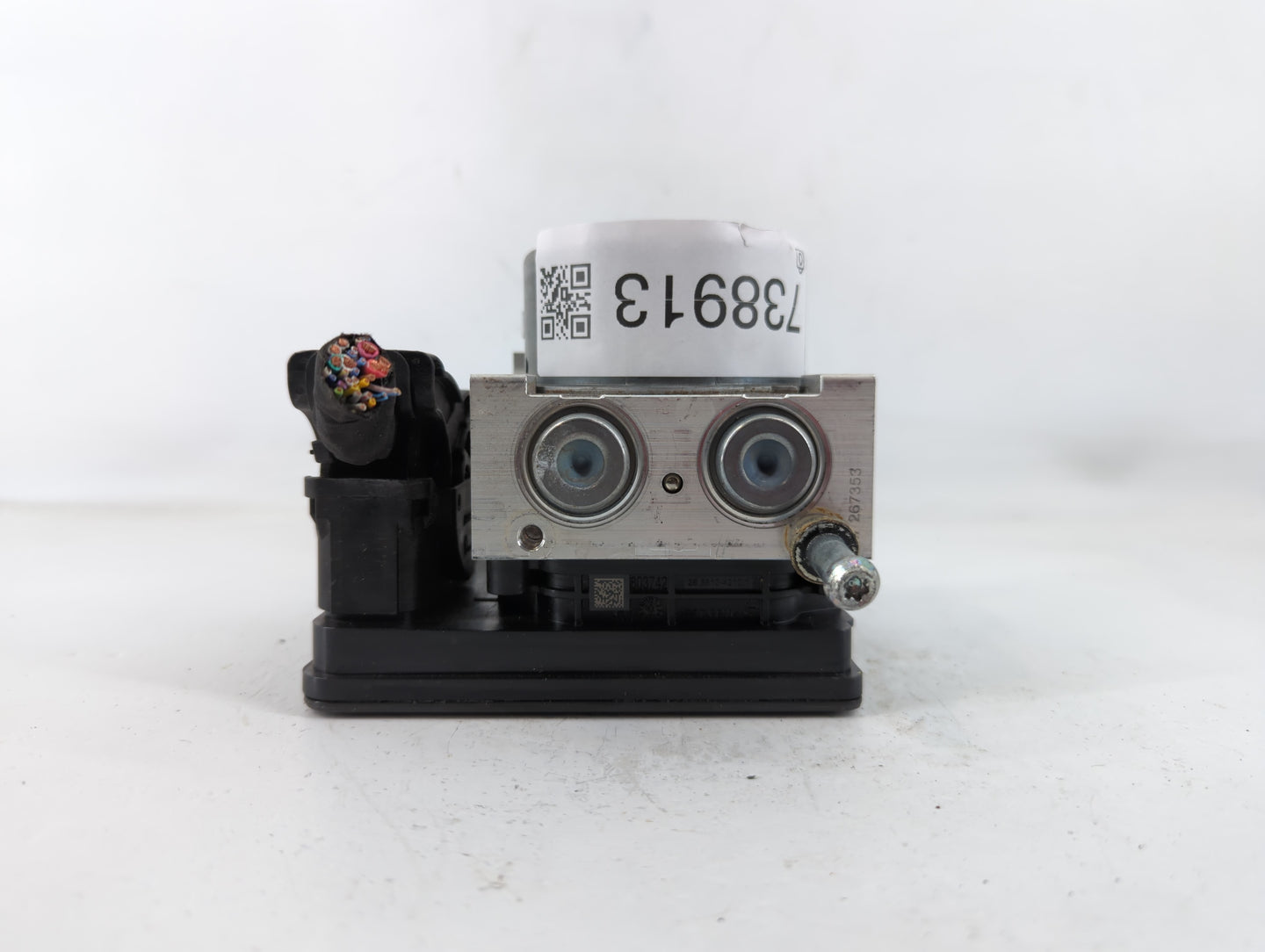 2018-2019 Chevrolet Equinox ABS Pump Control Module Replacement P/N:84560131 Fits Fits 2018 2019 2020 2021 OEM Used Auto Par