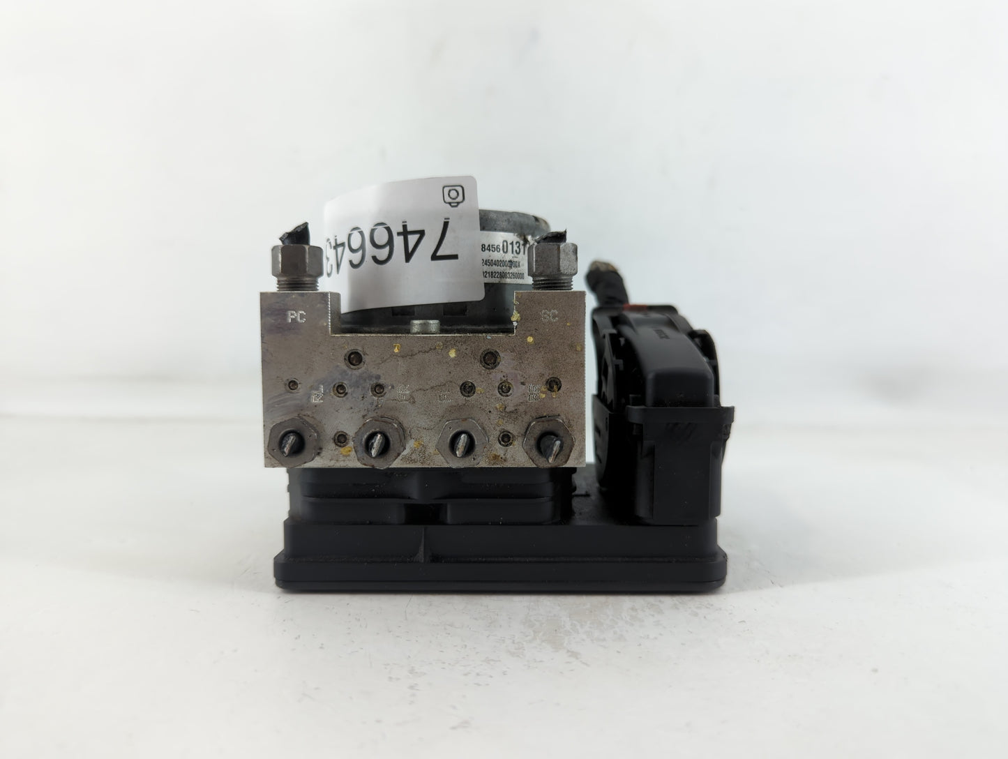 2018-2019 Chevrolet Equinox ABS Pump Control Module Replacement P/N:84560131 Fits Fits 2018 2019 2020 2021 OEM Used Auto Par