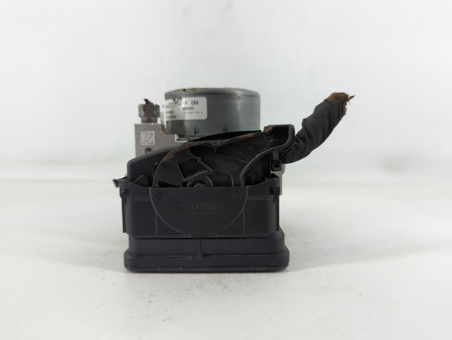 2018-2019 Chevrolet Equinox ABS Pump Control Module Replacement P/N:84560131 Fits Fits 2018 2019 2020 2021 OEM Used Auto Par
