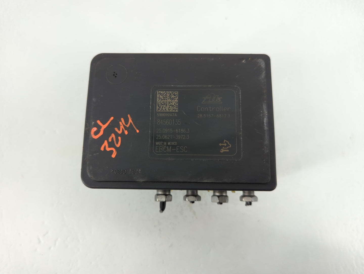 2018-2019 Chevrolet Equinox ABS Pump Control Module Replacement P/N:84560131 Fits Fits 2018 2019 2020 2021 OEM Used Auto Par