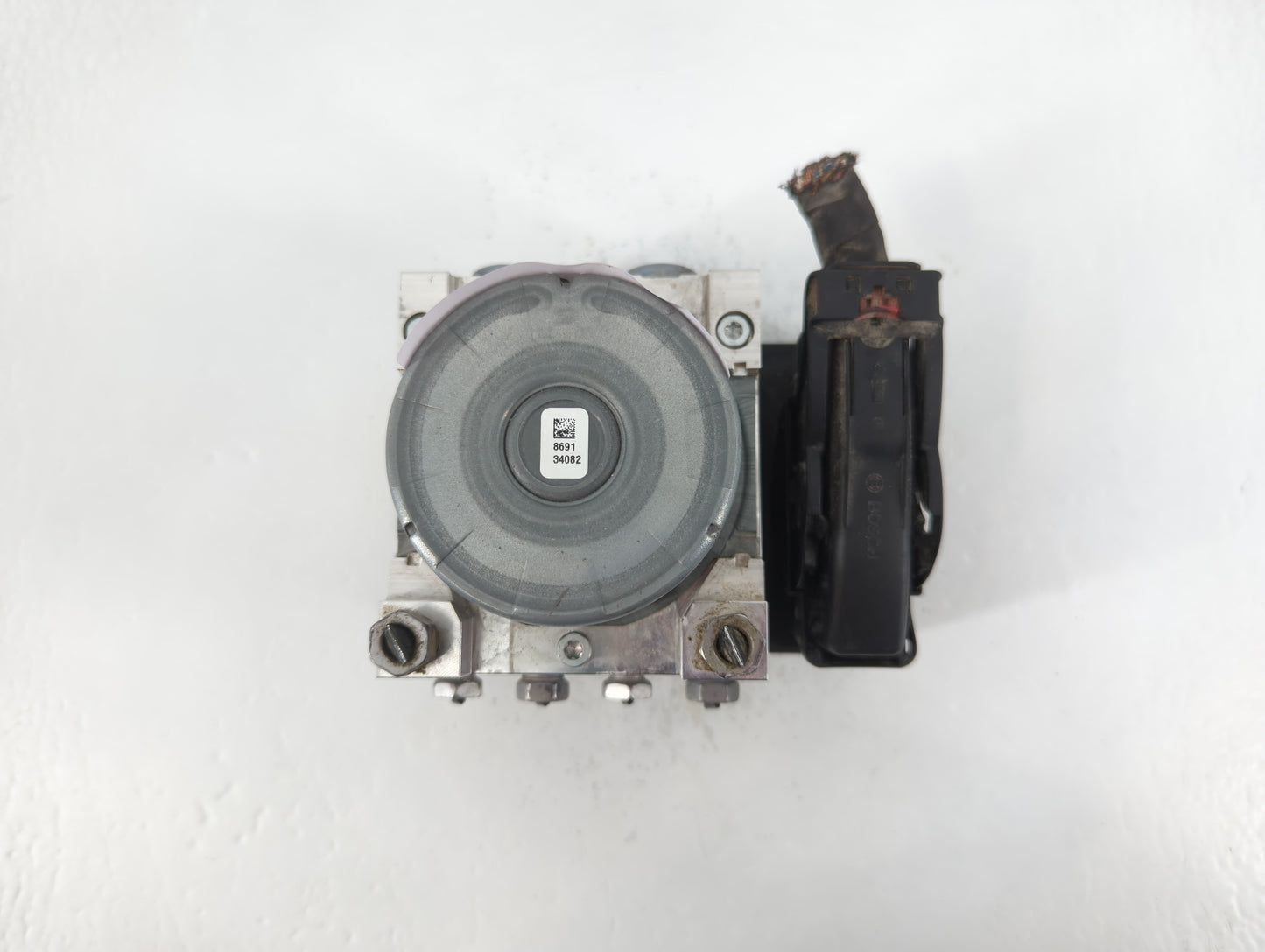 2018-2019 Chevrolet Equinox ABS Pump Control Module Replacement P/N:84560131 Fits Fits 2018 2019 2020 2021 OEM Used Auto Par