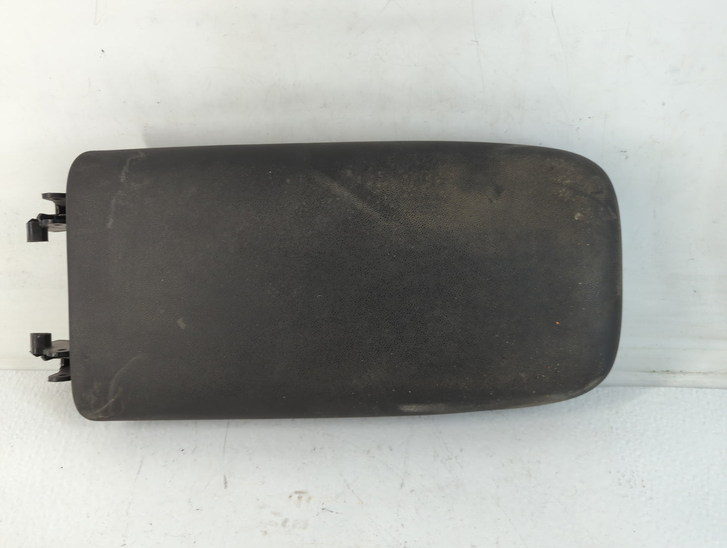 2019 Chevrolet Equinox Center Console Armrest Cover Lid Fits OEM Used Auto Parts - Oemusedautoparts1.com