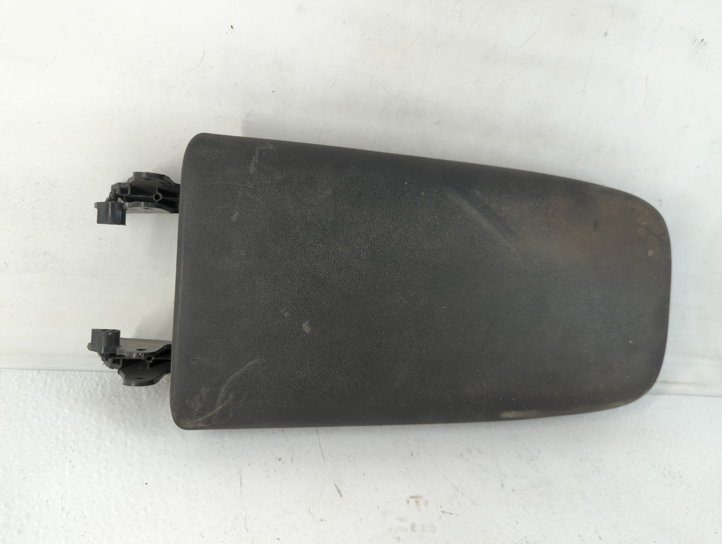 2019 Chevrolet Equinox Center Console Armrest Cover Lid Fits OEM Used Auto Parts - Oemusedautoparts1.com
