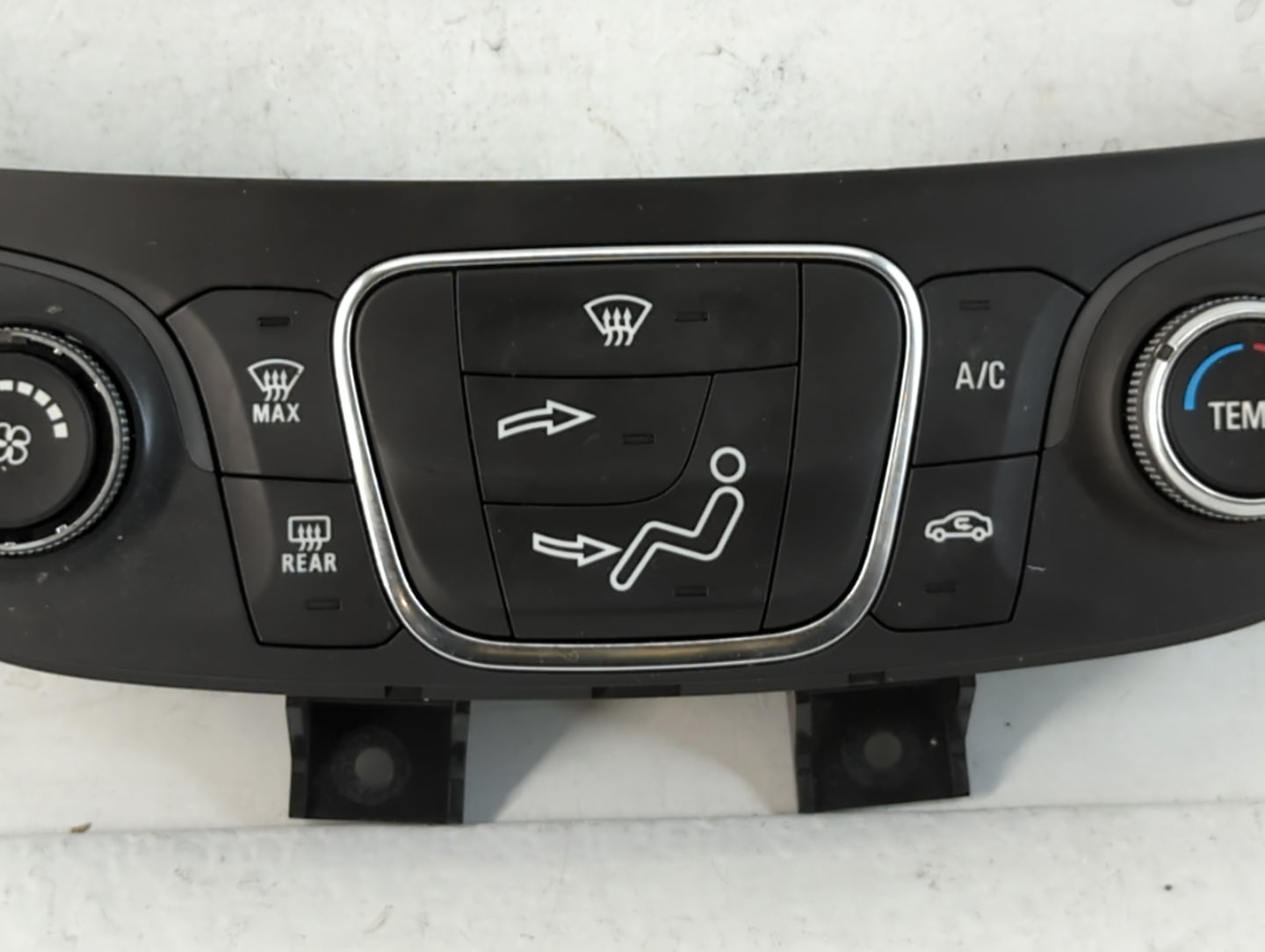 2019-2021 Chevrolet Equinox Climate Control Module Temperature AC/Heater Replacement P/N:84422503 Fits Fits 2019 2020 2021 O