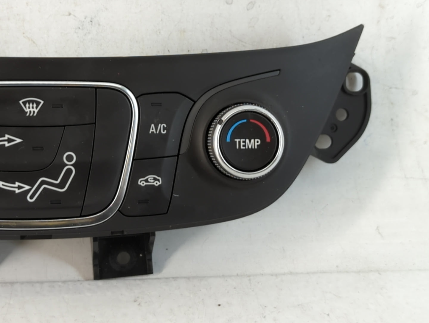 2019-2021 Chevrolet Equinox Climate Control Module Temperature AC/Heater Replacement P/N:84422503 Fits Fits 2019 2020 2021 O
