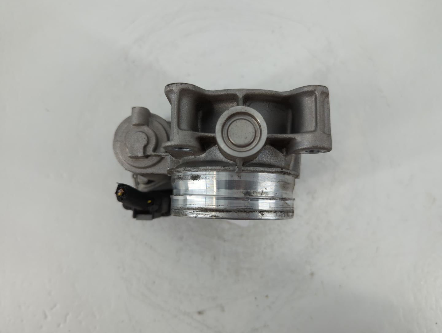 2018-2020 Chevrolet Equinox Throttle Body P/N:12670837AA Fits Fits 2013 2014 2015 2016 2017 2018 2019 2020 2021 OEM Used Aut