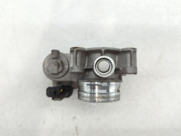 2018-2022 Chevrolet Equinox Throttle Body P/N:12671379AA Fits Fits 2016 2017 2018 2019 2020 2021 2022 OEM Used Auto Parts