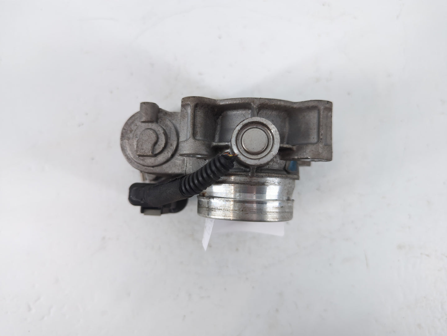 2018-2022 Chevrolet Equinox Throttle Body P/N:12671379AA Fits Fits 2016 2017 2018 2019 2020 2021 2022 OEM Used Auto Parts - 