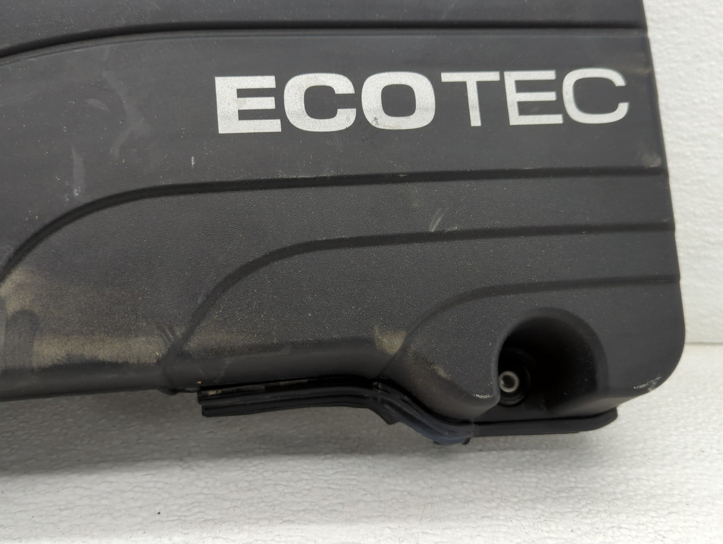 2019 Chevrolet Equinox Engine Cover - Oemusedautoparts1.com