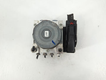 2018-2019 Chevrolet Equinox ABS Pump Control Module Replacement P/N:84560131 Fits Fits 2018 2019 2020 2021 OEM Used Auto Parts