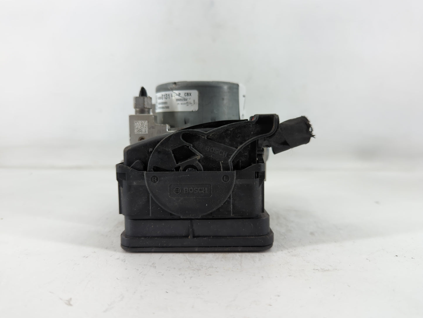 2018-2019 Chevrolet Equinox ABS Pump Control Module Replacement P/N:84560131 Fits Fits 2018 2019 2020 2021 OEM Used Auto Par