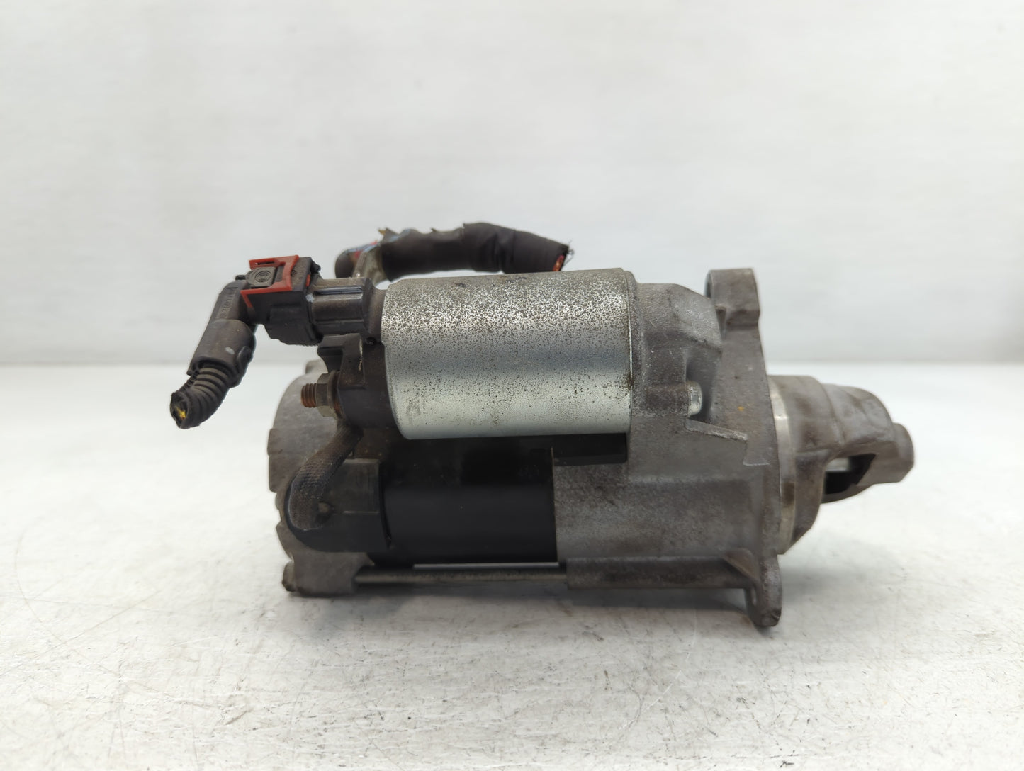 2018-2022 Chevrolet Equinox Car Starter Motor Solenoid OEM P/N:12680615 Fits Fits 2017 2018 2019 2020 2021 2022 OEM Used Aut