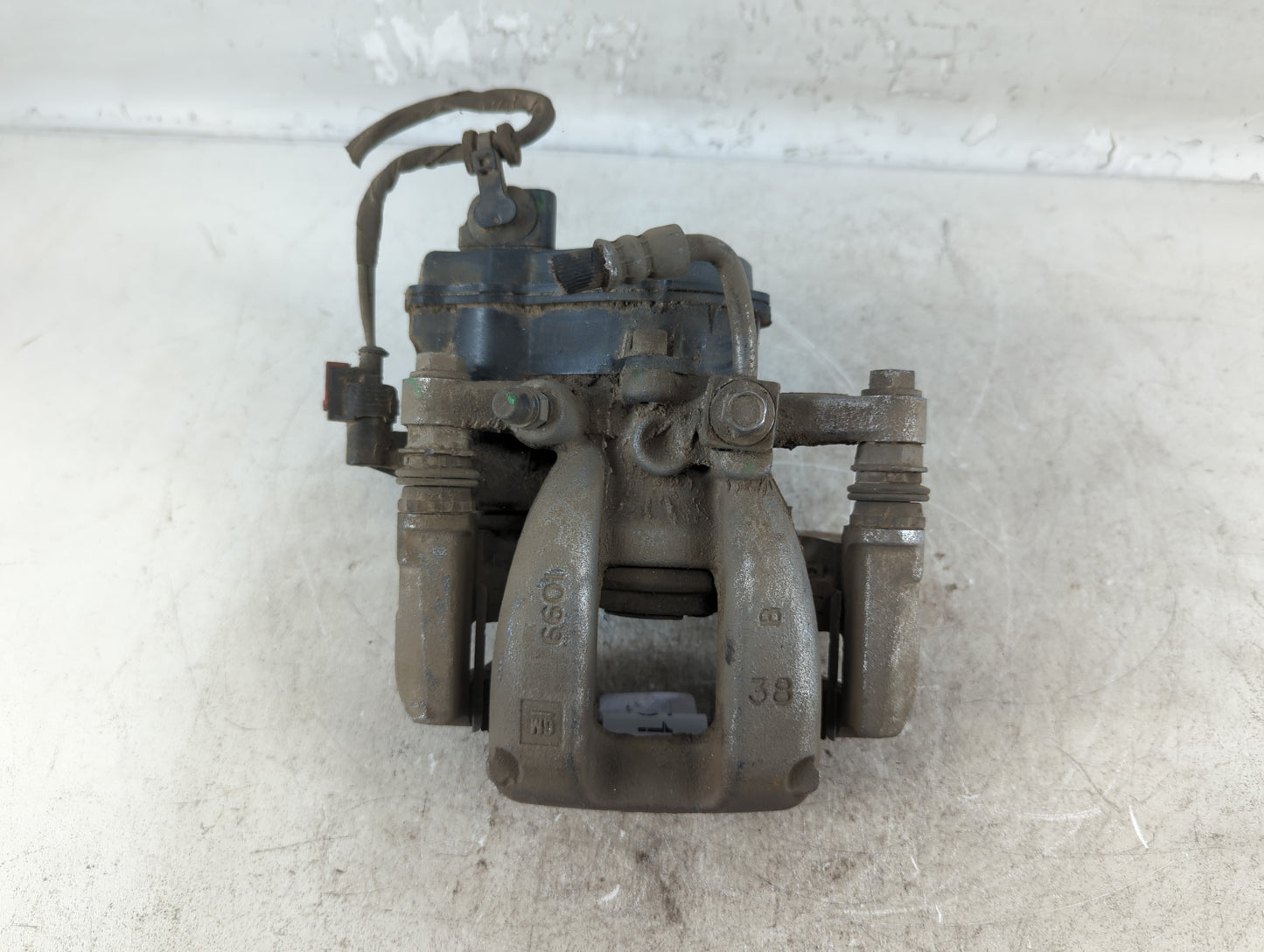 2018-2022 Chevrolet Equinox Rear Passenger Right Brake Caliper - Oemusedautoparts1.com
