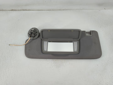 2018-2019 Chevrolet Equinox Sun Visor Shade Replacement Driver Left Mirror Fits Fits 2018 2019 OEM Used Auto Parts - Oemused
