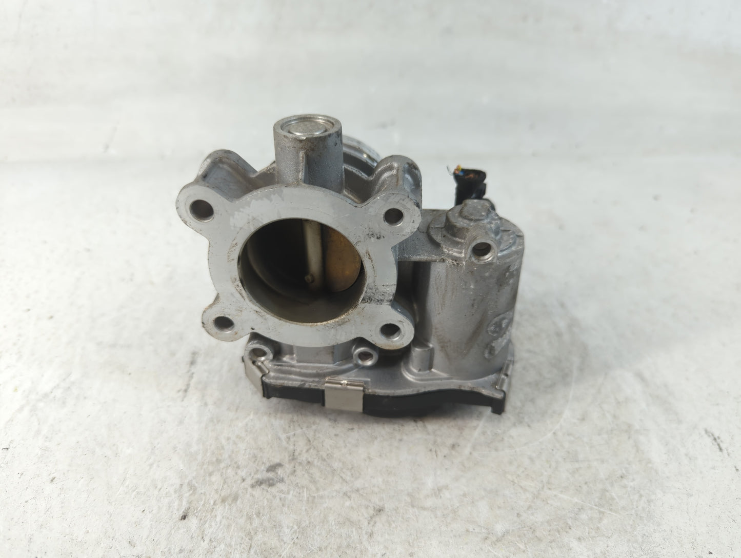 2018-2022 Chevrolet Equinox Throttle Body P/N:12671379AA Fits Fits 2016 2017 2018 2019 2020 2021 2022 OEM Used Auto Parts - 