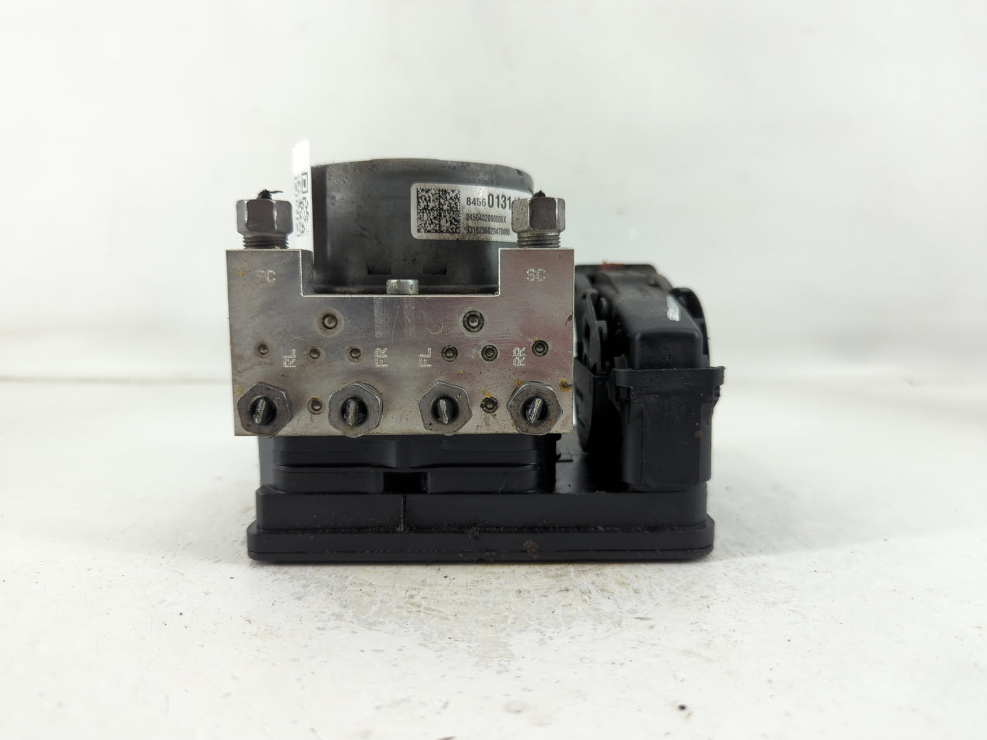 2018-2019 Chevrolet Equinox ABS Pump Control Module Replacement P/N:84560131 Fits Fits 2018 2019 2020 2021 OEM Used Auto Par