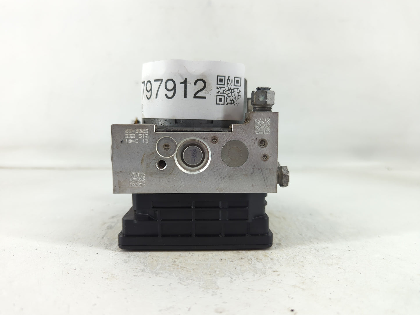 2018-2019 Chevrolet Equinox ABS Pump Control Module Replacement P/N:84560131 Fits Fits 2018 2019 2020 2021 OEM Used Auto Par