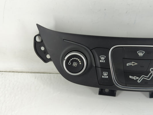 2019-2021 Chevrolet Equinox Climate Control Module Temperature AC/Heater Replacement P/N:84422503 Fits Fits 2019 2020 2021 OEM Used Auto Parts