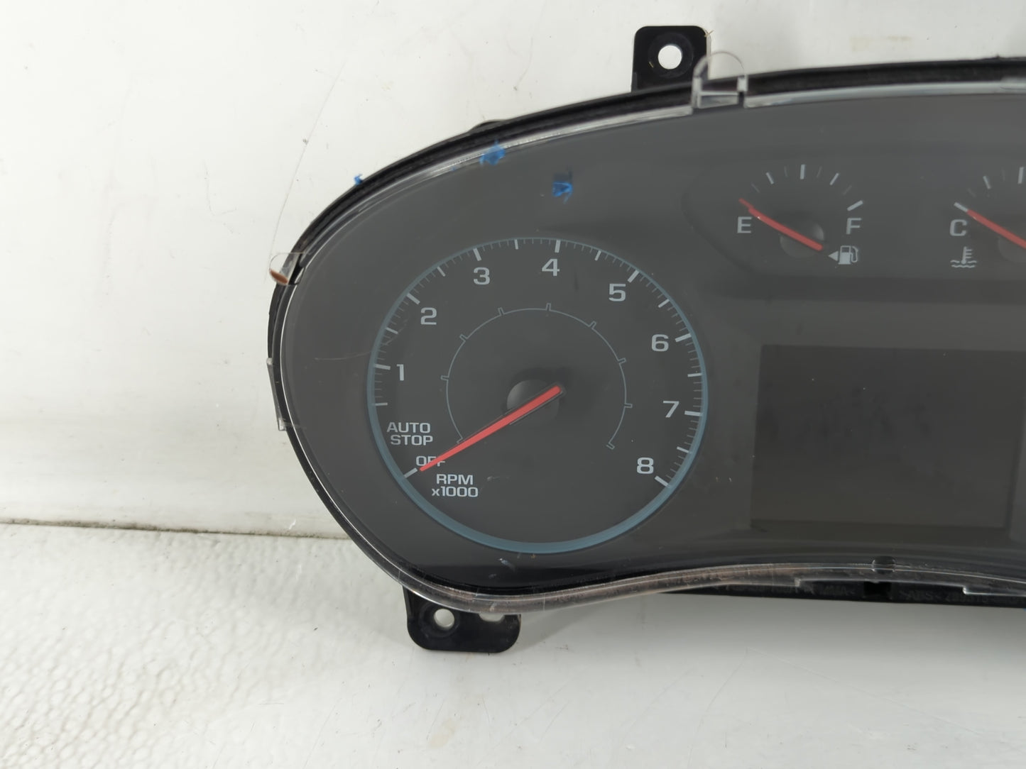 2019-2022 Chevrolet Equinox Instrument Cluster Speedometer Gauges P/N:84625643 Fits Fits 2019 2020 2021 2022 OEM Used Auto P