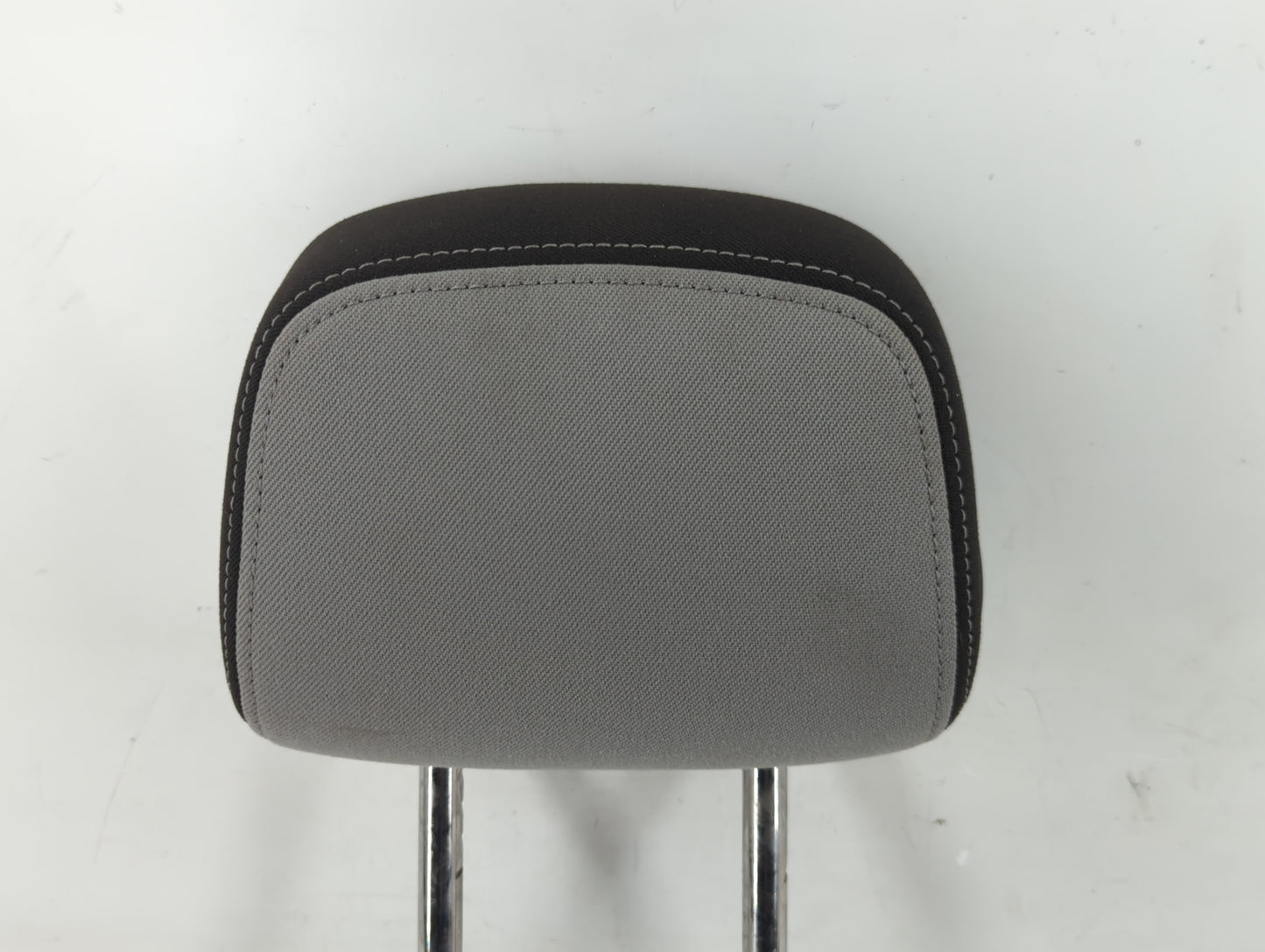 2018-2022 Chevrolet Equinox Headrest Head Rest Front Driver Passenger Seat Fits Fits 2018 2019 2020 2021 2022 OEM Used Auto 
