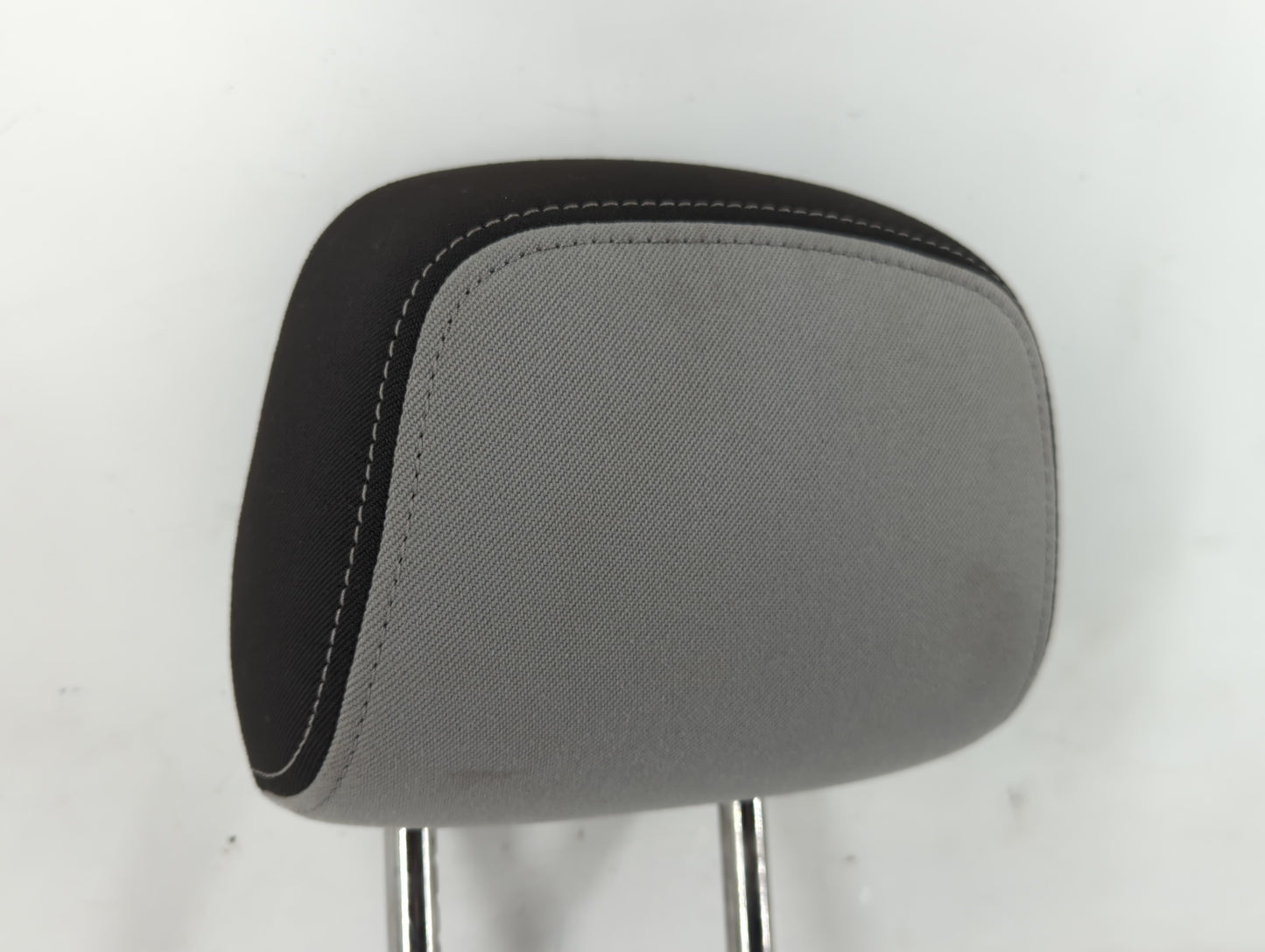 2018-2022 Chevrolet Equinox Headrest Head Rest Front Driver Passenger Seat Fits Fits 2018 2019 2020 2021 2022 OEM Used Auto 