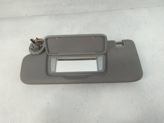 2018-2019 Chevrolet Equinox Sun Visor Shade Replacement Driver Left Mirror Fits Fits 2018 2019 OEM Used Auto Parts - Oemused
