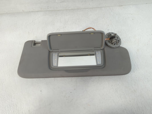 2018-2019 Chevrolet Equinox Sun Visor Shade Replacement Passenger Right Mirror Fits Fits 2018 2019 OEM Used Auto Parts - Oem