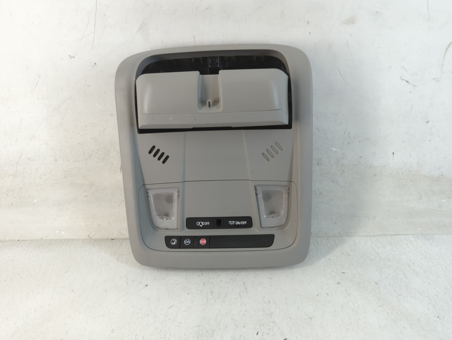 2018-2022 Chevrolet Equinox Overhead Roof Console 839078 - Oemusedautoparts1.com