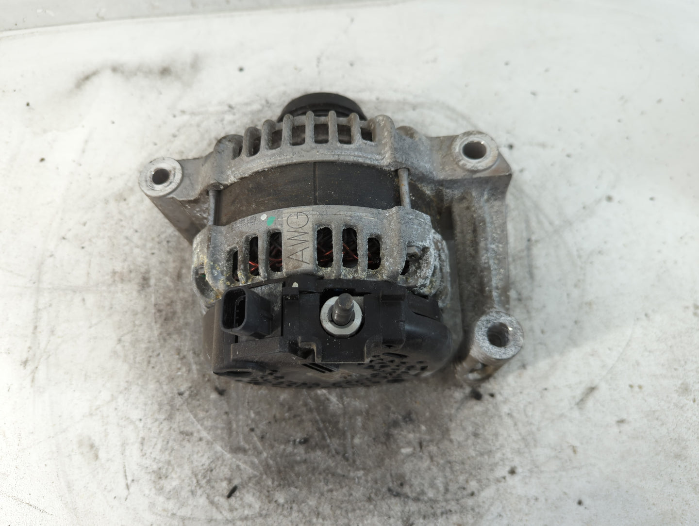 2018-2022 Chevrolet Equinox Alternator Replacement Generator Charging Assembly Engine OEM P/N:0 126 312 142 Fits OEM Used Au