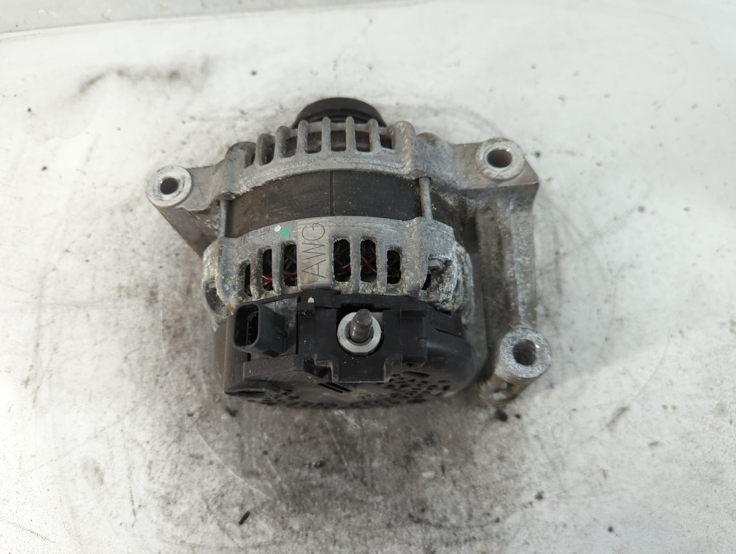 2018-2022 Chevrolet Equinox Alternator Replacement Generator Charging Assembly Engine OEM P/N:0 126 312 142 Fits OEM Used Au