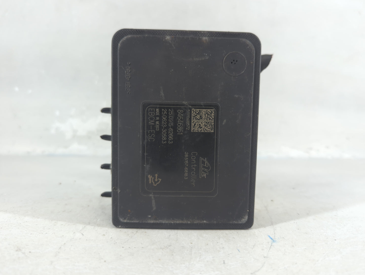 2018-2019 Chevrolet Equinox ABS Pump Control Module Replacement P/N:84646849 Fits Fits 2018 2019 2020 2021 OEM Used Auto Par