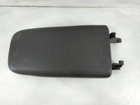 2018-2022 Chevrolet Equinox Center Console Armrest Cover Lid P/N:DA1913 09200PE0 Fits Fits 2018 2019 2020 2021 2022 OEM Used