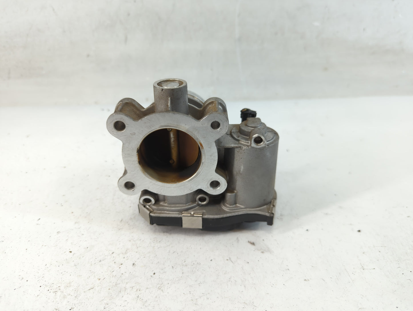 2018-2022 Chevrolet Equinox Throttle Body P/N:12671379AA Fits Fits 2016 2017 2018 2019 2020 2021 2022 OEM Used Auto Parts - 