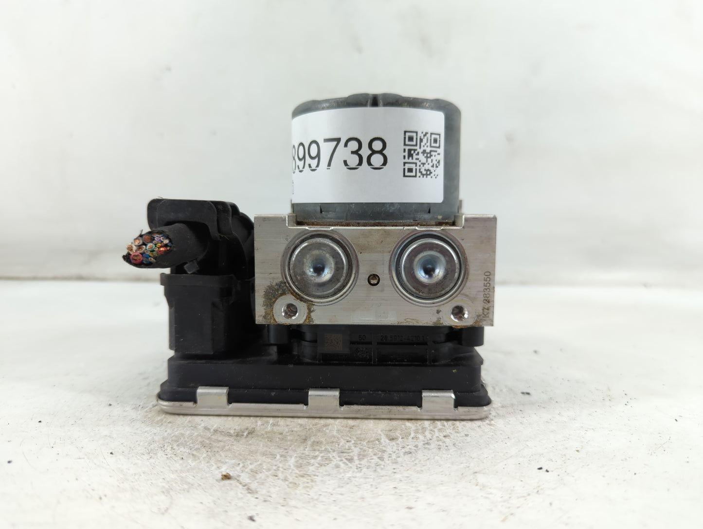 2019-2020 Chevrolet Equinox ABS Pump Control Module Replacement P/N:84560133 Fits Fits 2019 2020 2021 2022 OEM Used Auto Par