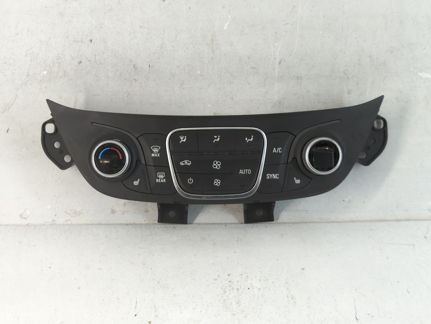 2019-2021 Chevrolet Equinox Climate Control Module Temperature AC/Heater Replacement P/N:84422506 Fits Fits 2019 2020 2021 O