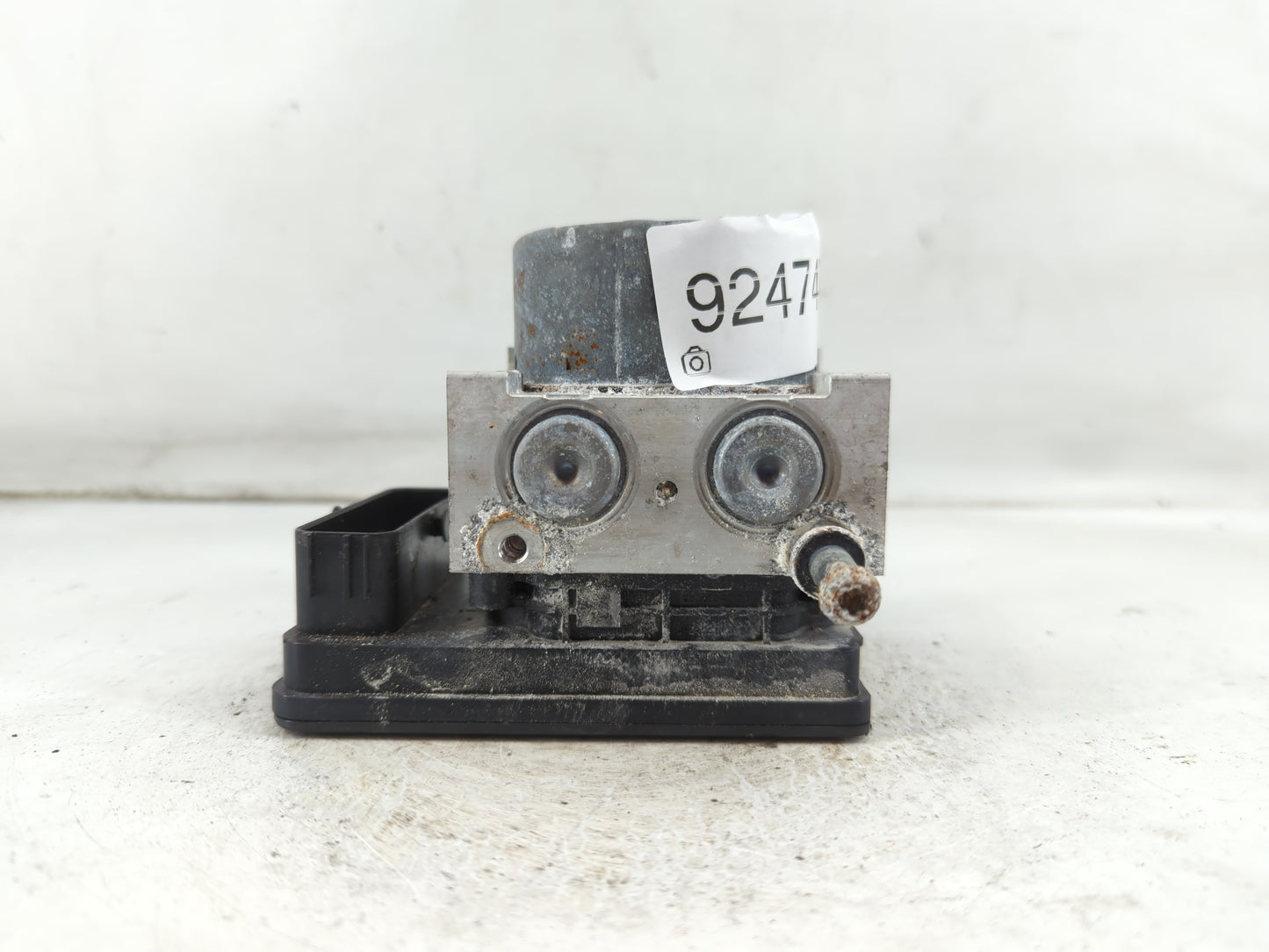 2018-2019 Chevrolet Equinox ABS Pump Control Module Replacement P/N:84560131 Fits Fits 2018 2019 2020 2021 OEM Used Auto Par