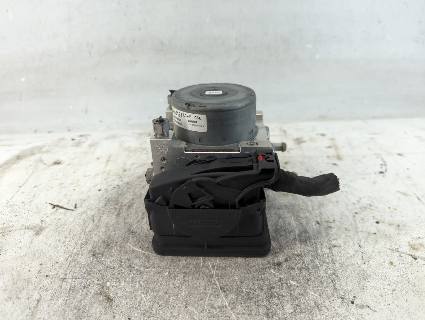 2019-2020 Chevrolet Equinox ABS Pump Control Module Replacement P/N:84560131 Fits Fits 2019 2020 2021 2022 OEM Used Auto Par