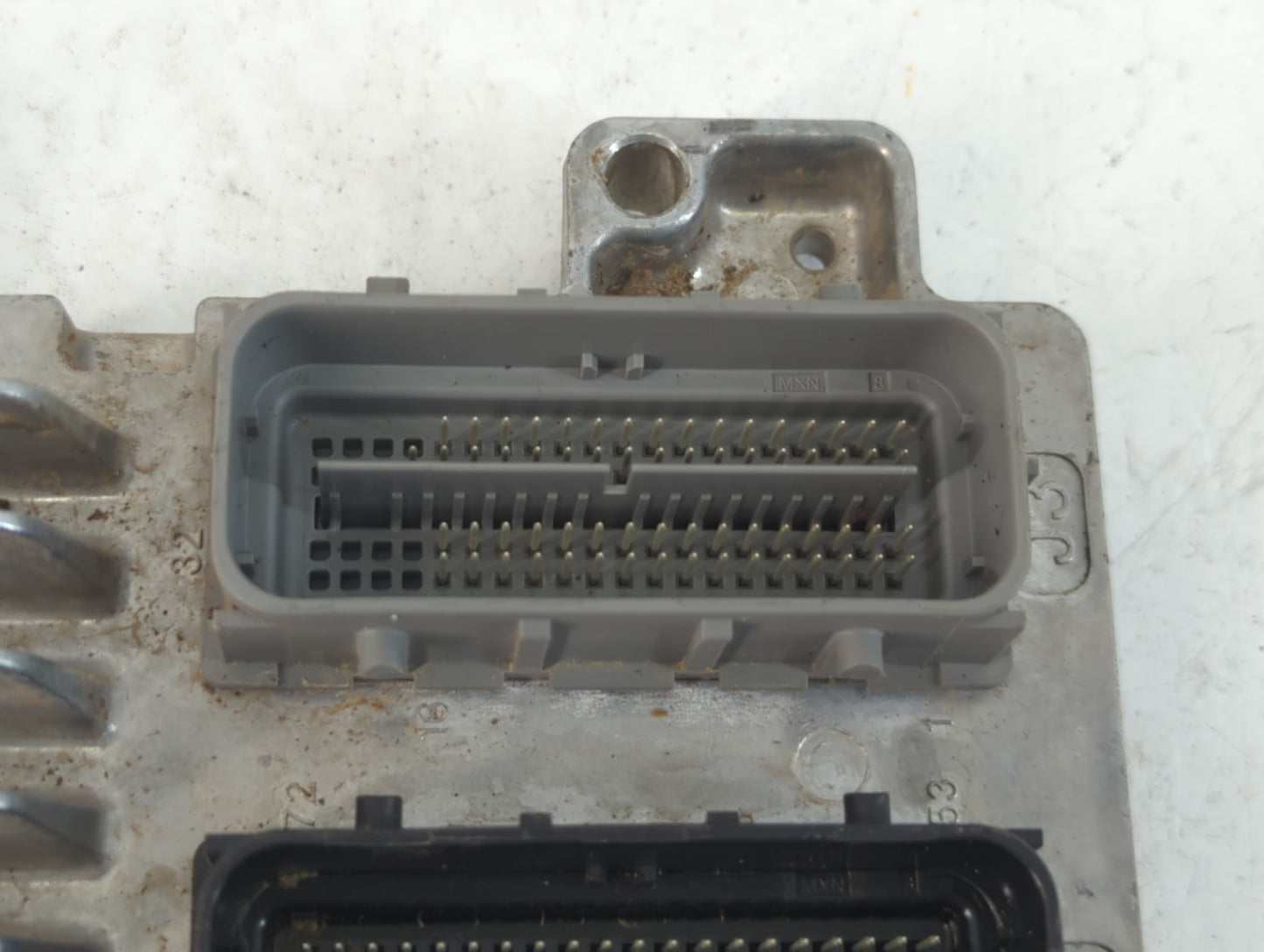 2017-2020 Chevrolet Express 2500 PCM Engine Control Computer ECU ECM PCU OEM P/N:12695102 12692201 Fits OEM Used Auto Parts 