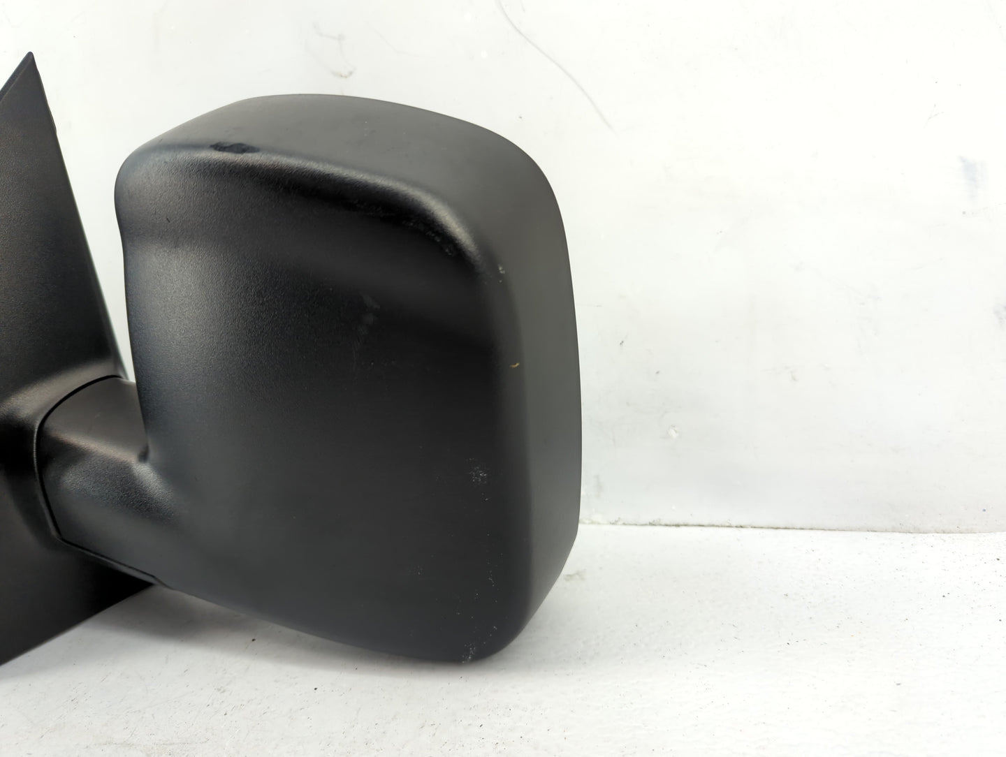 2008-2021 Chevrolet Express 2500 Driver Side View Mirror - Left Door Mirror OEM Used - Oemusedautoparts1.com