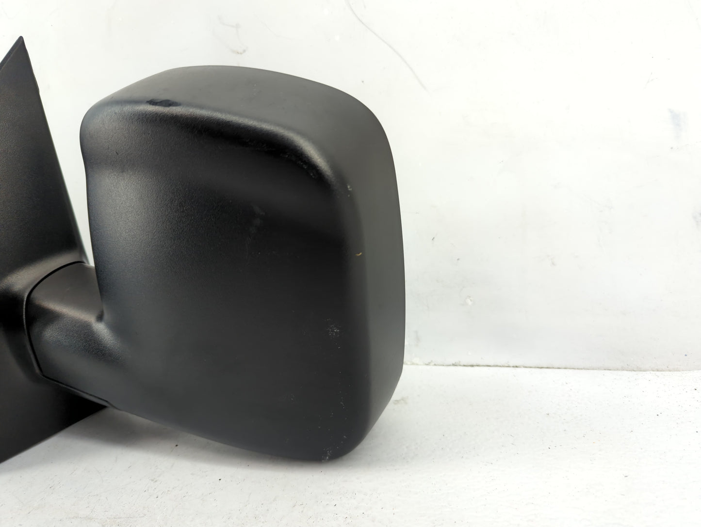 2008-2021 Chevrolet Express 2500 Driver Side View Mirror - Left Door Mirror OEM Used - Oemusedautoparts1.com