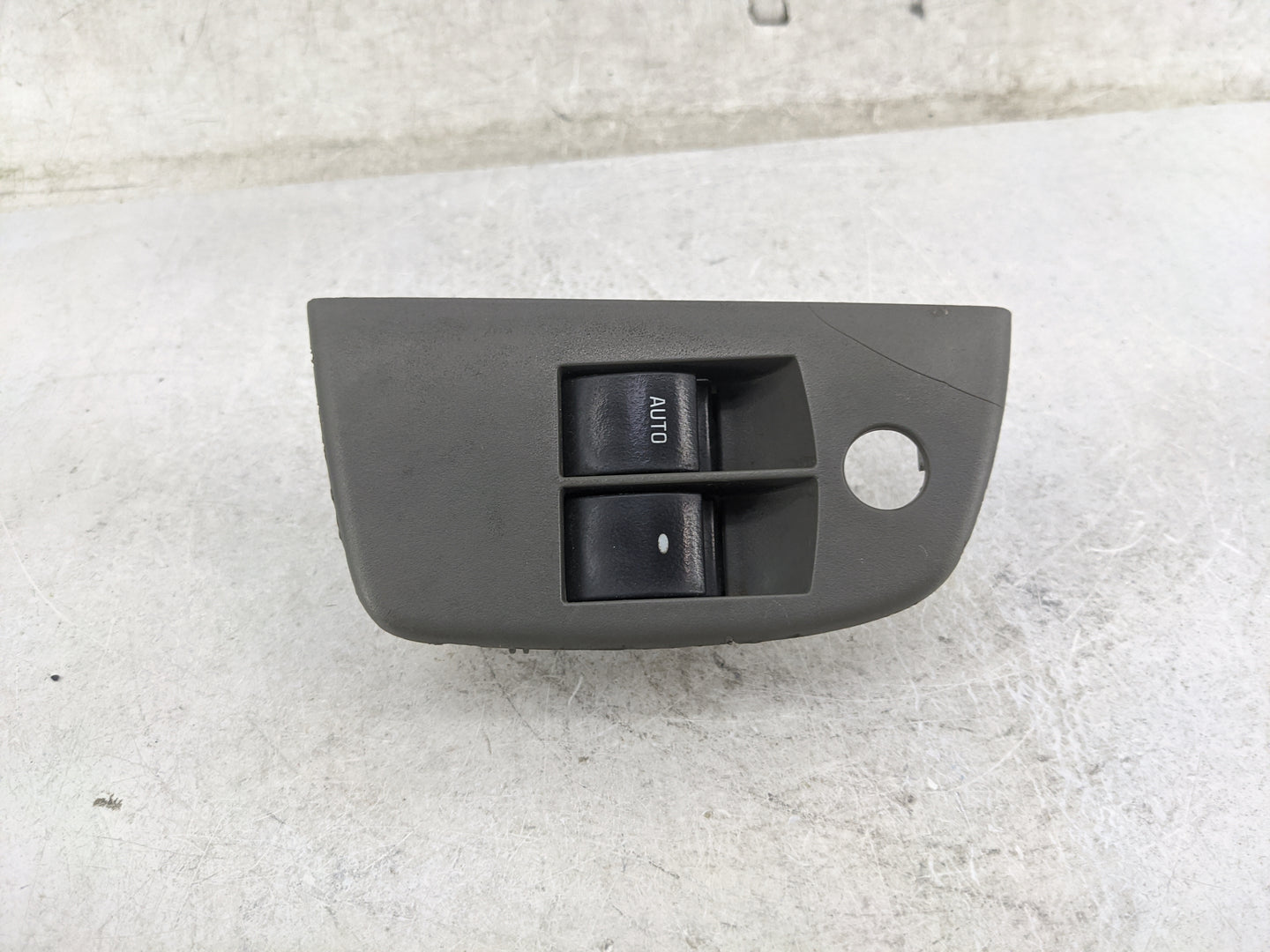 2008-2021 Chevrolet Express 2500 Master Power Window Switch Replacement Driver Side Left P/N:84075357 Fits OEM Used Auto Par