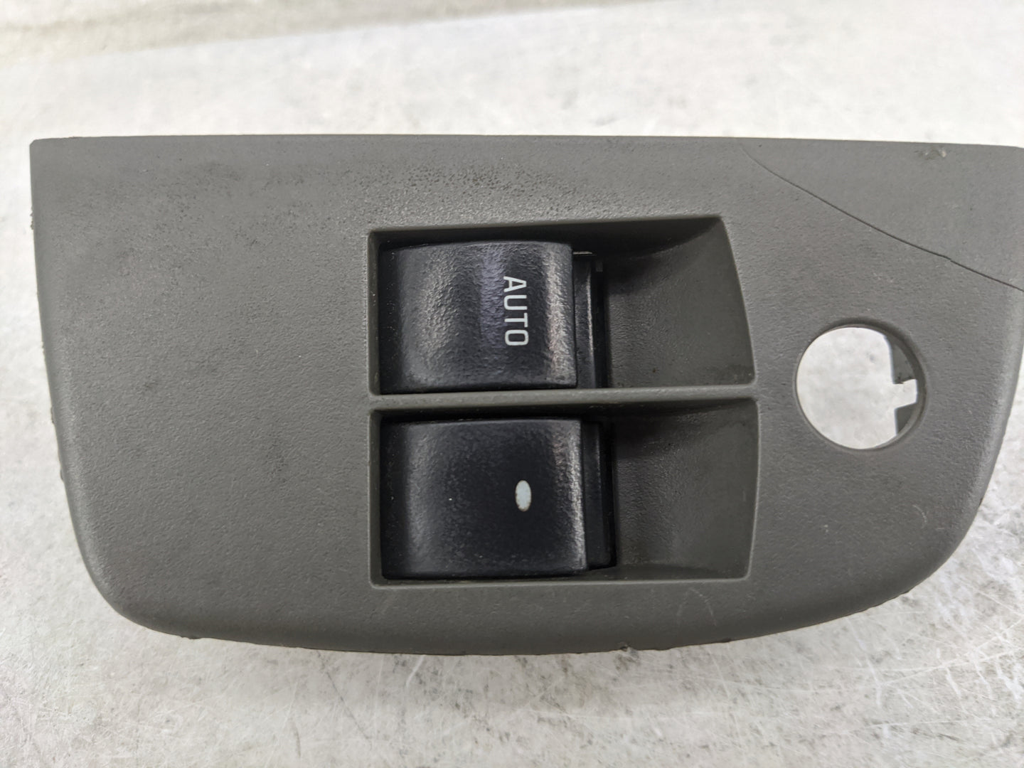 2008-2021 Chevrolet Express 2500 Master Power Window Switch Replacement Driver Side Left P/N:84075357 Fits OEM Used Auto Par