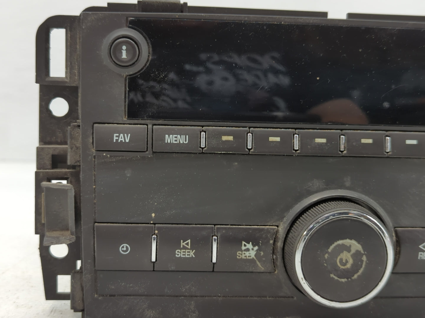 2015-2021 Chevrolet Express 2500 Radio AM FM Cd Player Receiver Replacement P/N:23475277 Fits OEM Used Auto Parts - Oemuseda